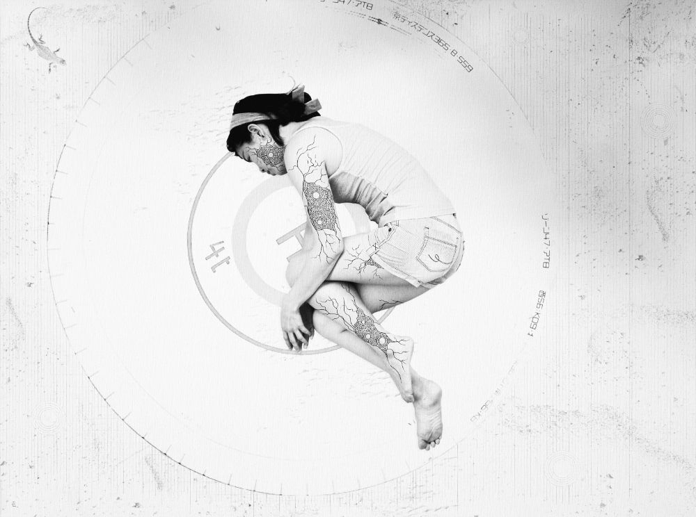 line and circle art by V-XL