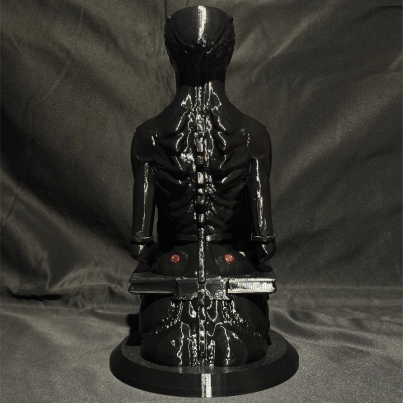 V-XL Art: Custodian 001 Angle C