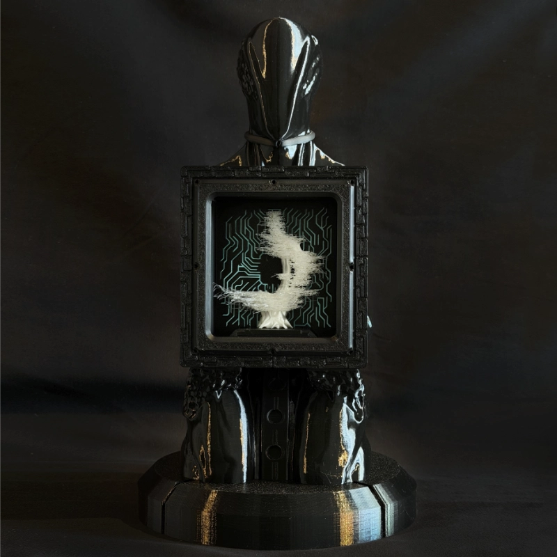 V-XL Art: Custodian 004 Angle A